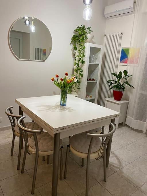 Appartamento Mirsie Bologna Buitenkant foto